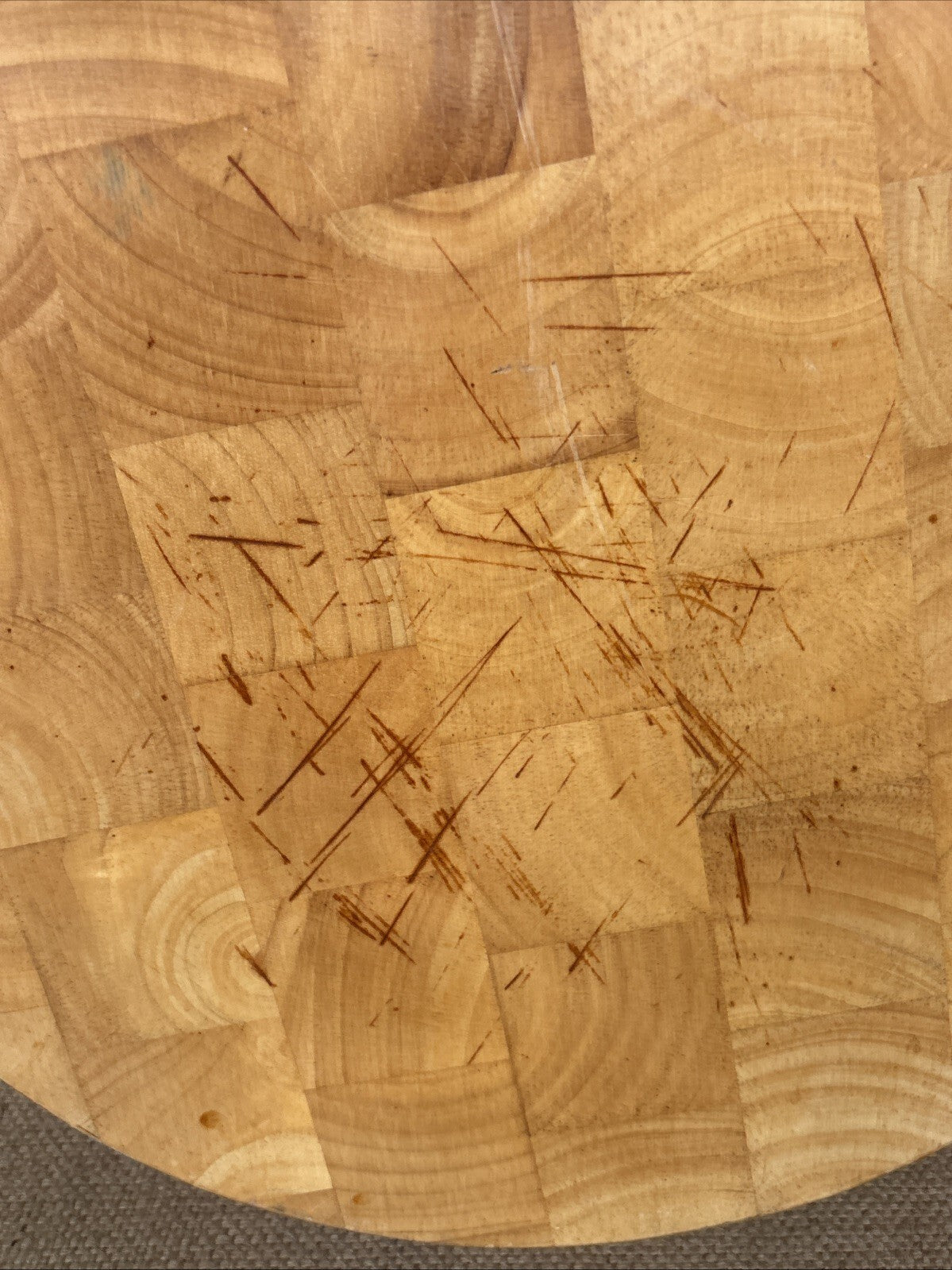 Round Wooden Chopping Block / Cutting Board - Kitchenalia - Farmhouse - Cottage