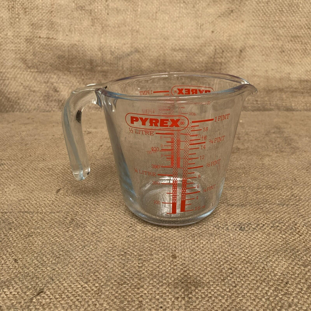 Pyrex Glass Measuring Jug 1 Pint - Kitchenalia