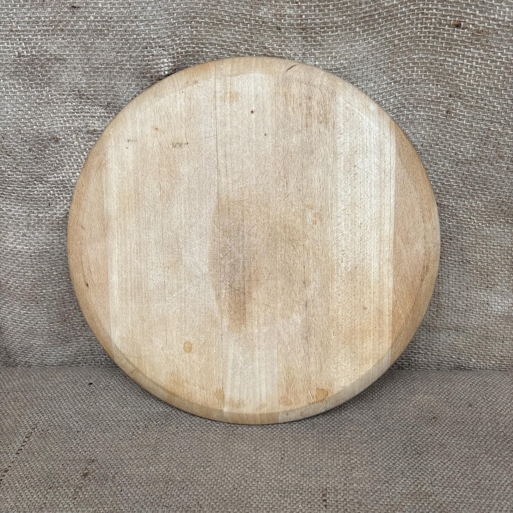 Vintage Round Wooden Bread Board - Farmhouse - Cottage - Kitchenalia