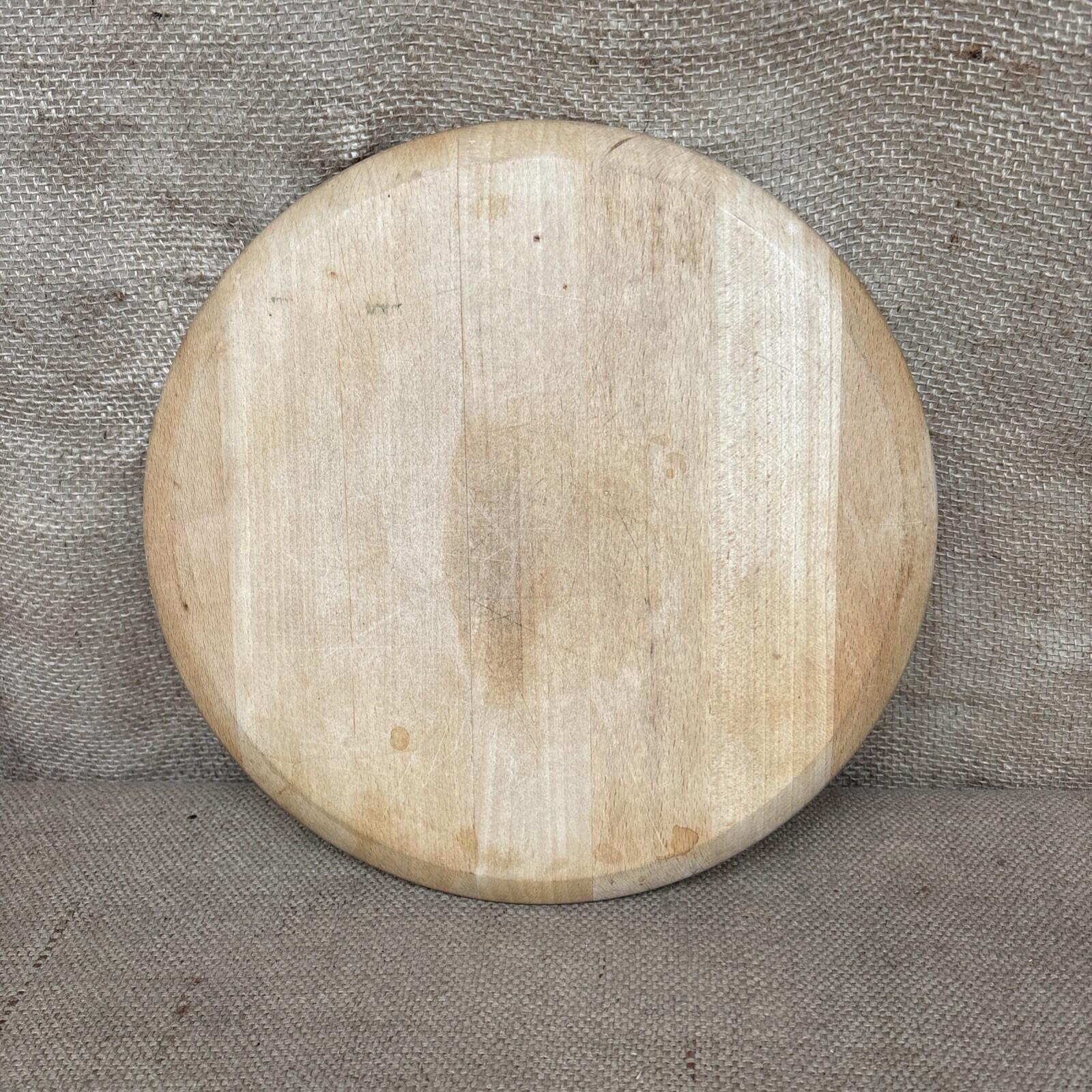 Vintage Round Wooden Bread Board - Farmhouse - Cottage - Kitchenalia
