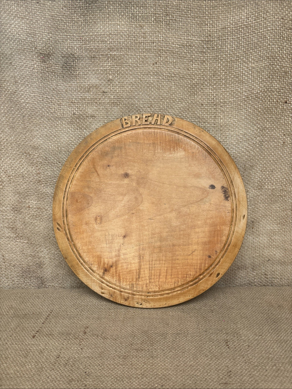 Antique Carved Round Bread Board - English Kitchenalia - Farmhouse - Cottage