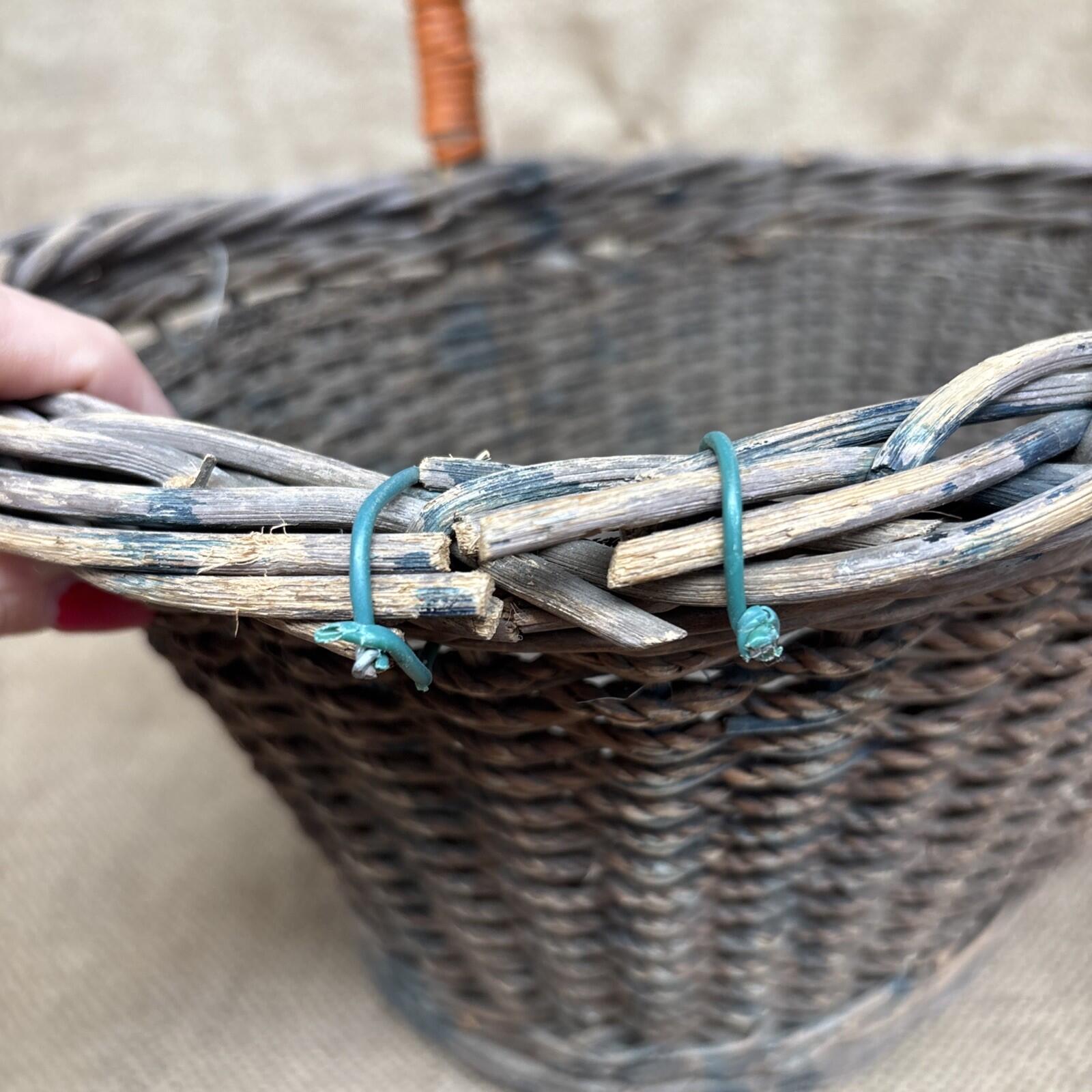 Vintage Wicker Basket - Farmhouse - Cottage - Garden Basket - Rustic