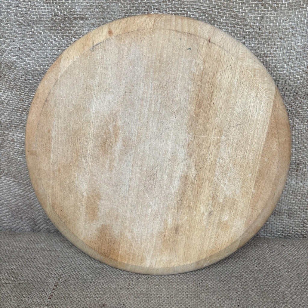 Vintage Round Wooden Bread Board - Farmhouse - Cottage - Kitchenalia