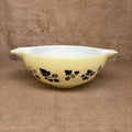 Vintage Pyrex Gooseberry Yellow and Black Cinderella Mixing Bowl 33cm Good Cond