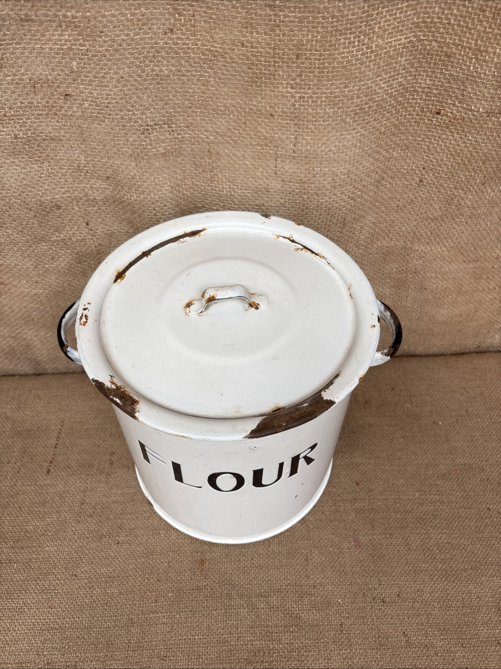 Vintage Enamel Flour Bin / Storage / Farmhouse / Cottage Kitchen / Wartime