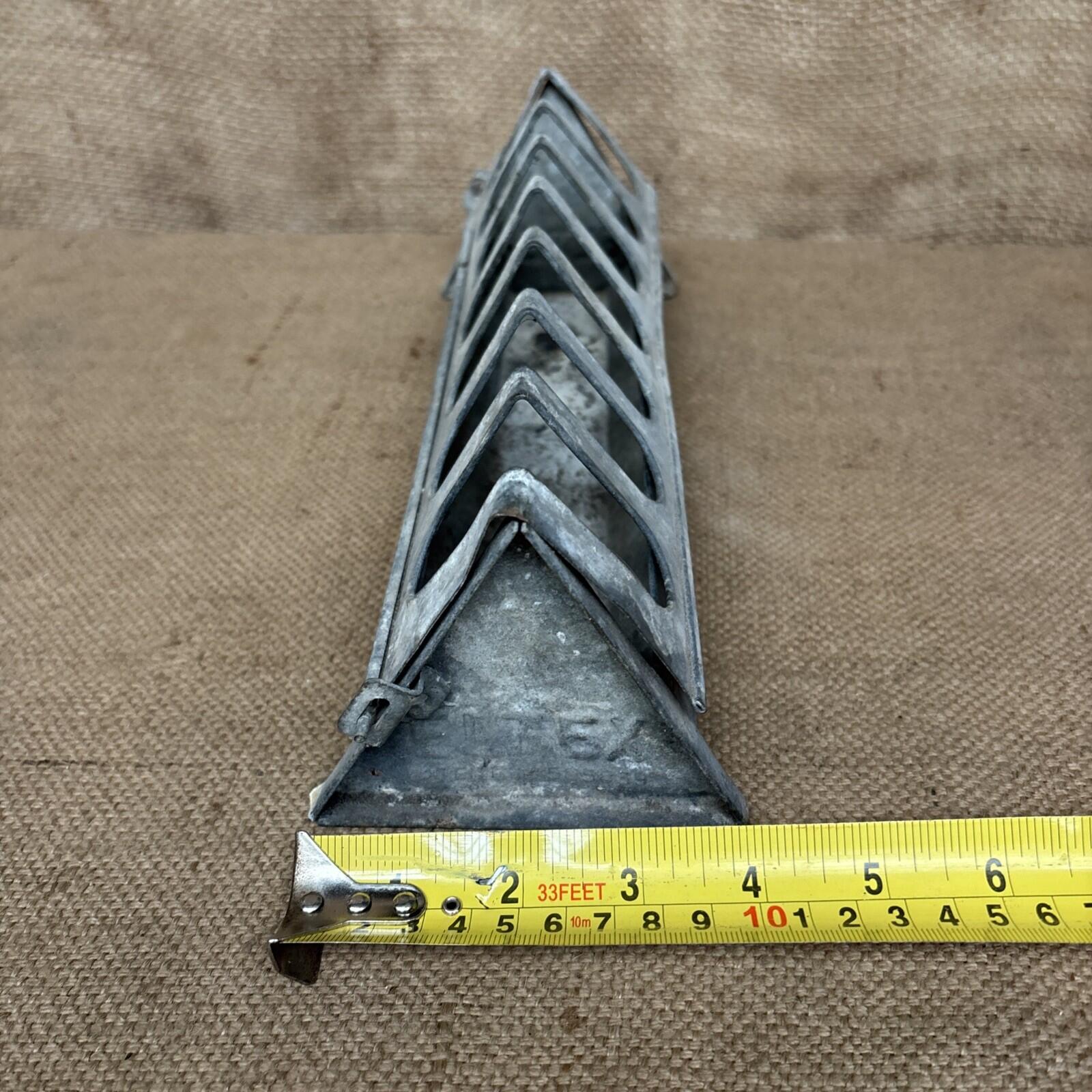 Chick Feeder - Galvanised - Eltex - Planter