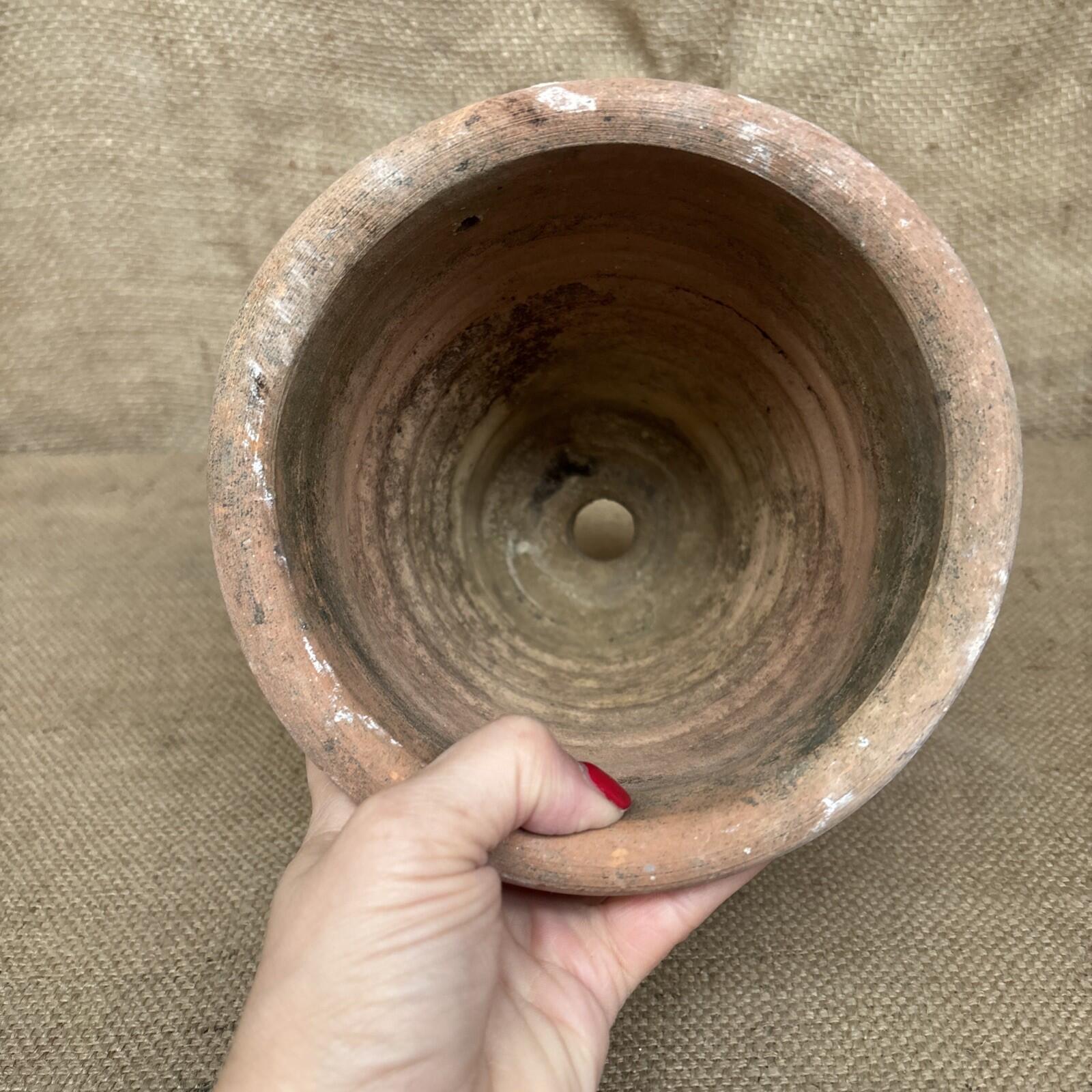 Vintage Terracotta Plant Pot - Medium - Gardenalia