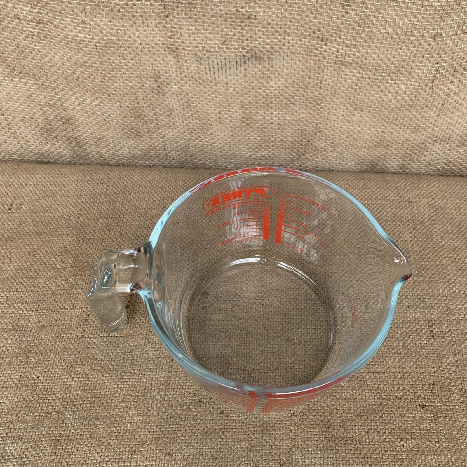 Pyrex 1 Litre Measuring Glass Jug Clear / Heatproof / Farmhouse / Cottage
