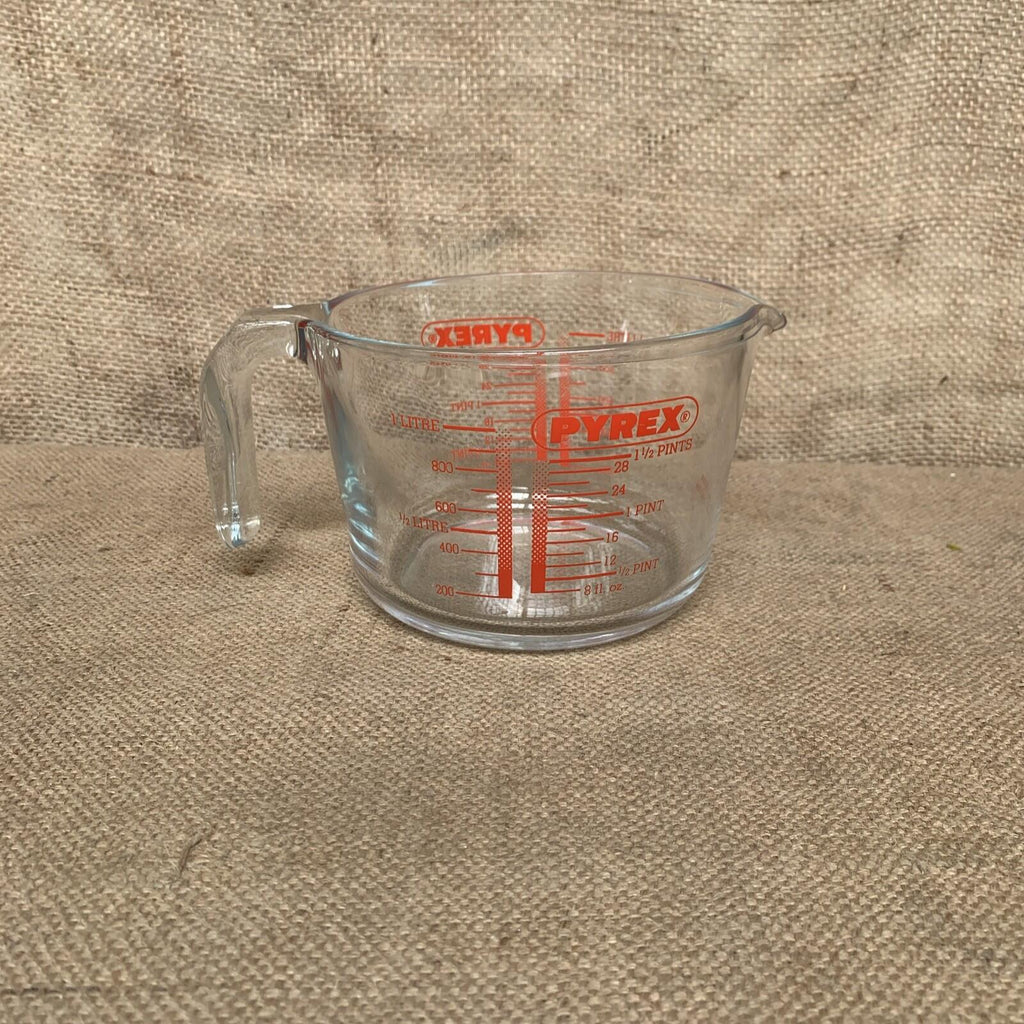 Pyrex 1 Litre Measuring Glass Jug Clear / Heatproof / Farmhouse / Cottage