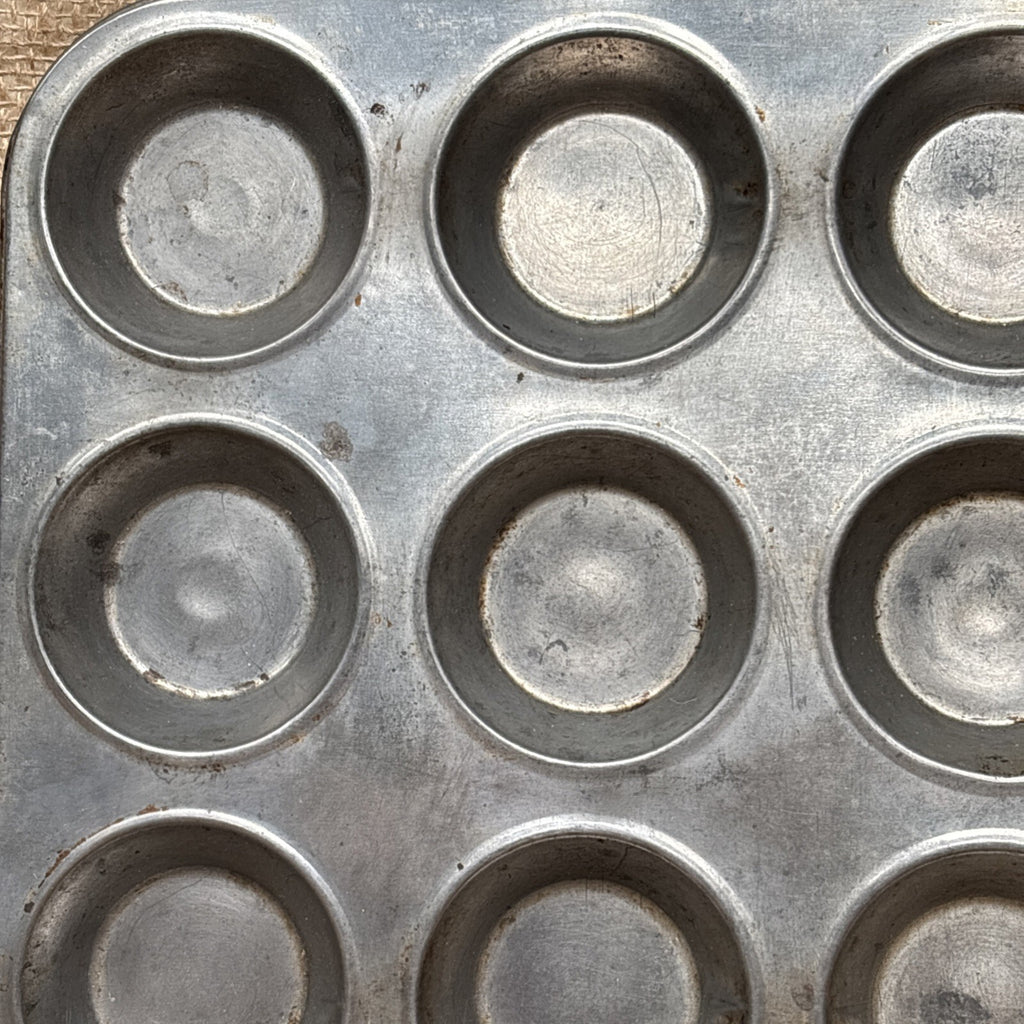 Vintage Metal Baking Tin - Kitchenalia - Tart - Muffin - Kitchenalia