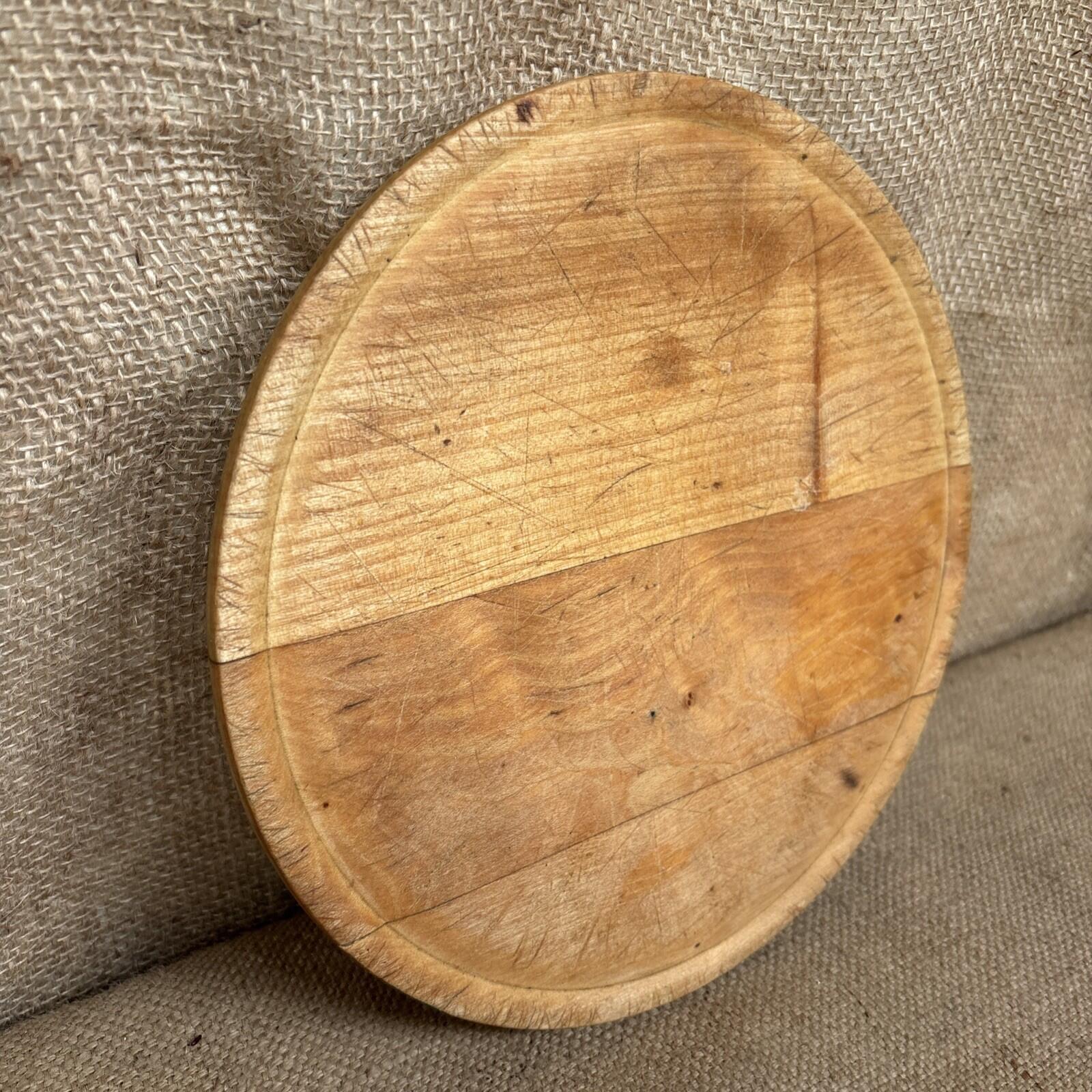 Vintage Carved Bread Board - Round Wooden - Farmhouse - Cottage - Kitchenalia