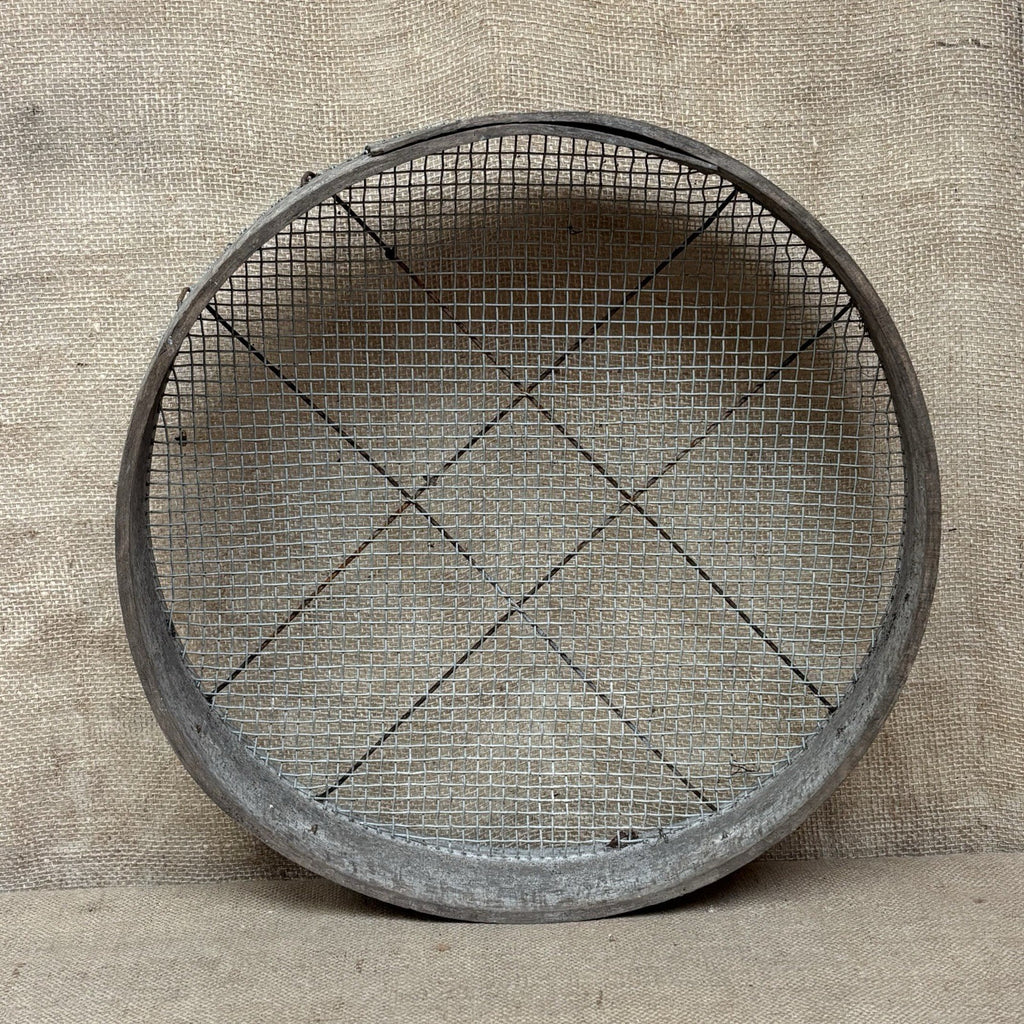Vintage Garden Sieve / Riddle - Farmhouse - Cottage