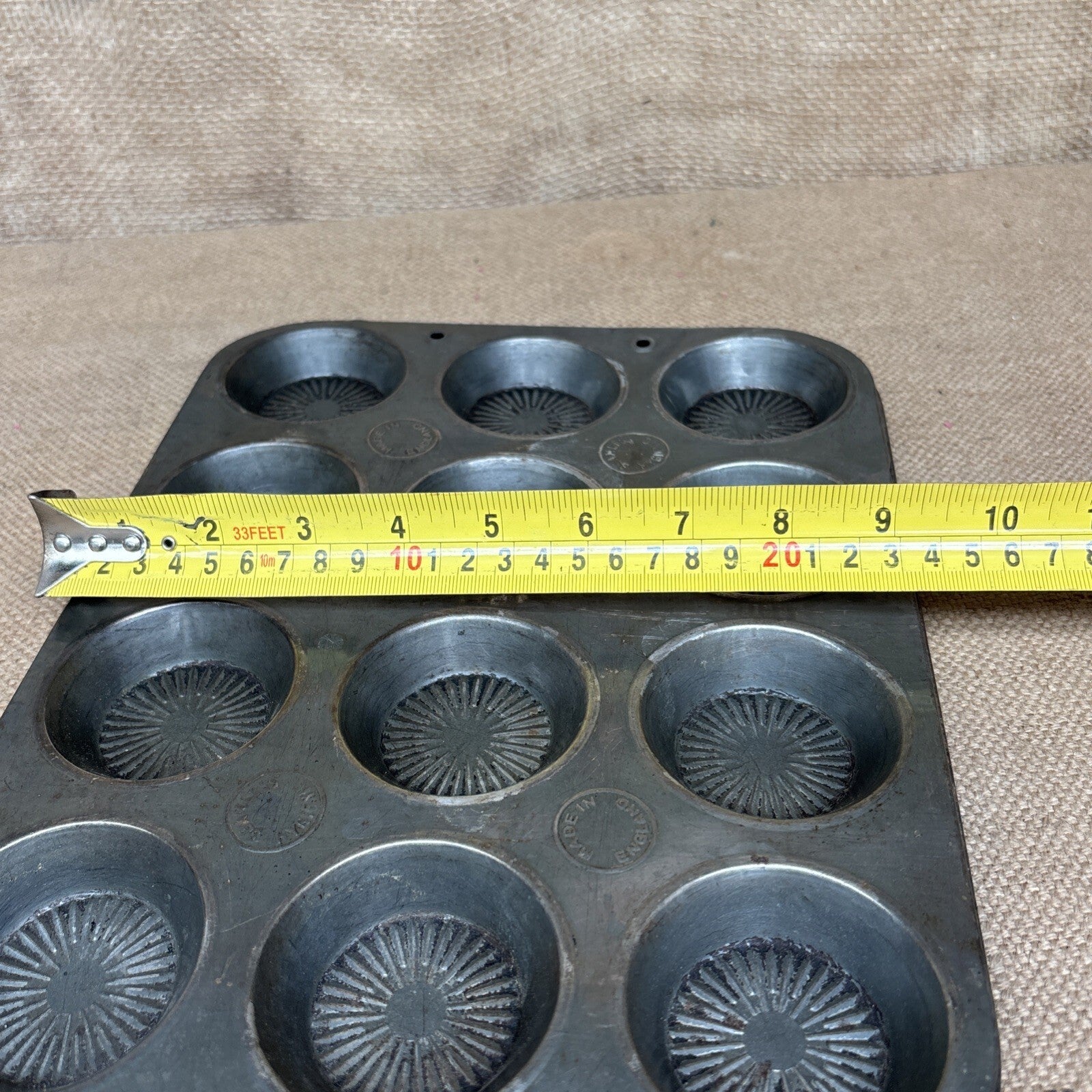 Vintage Seamless Hygienic Metal Baking Tin - patterned - Kitchenalia - Tart