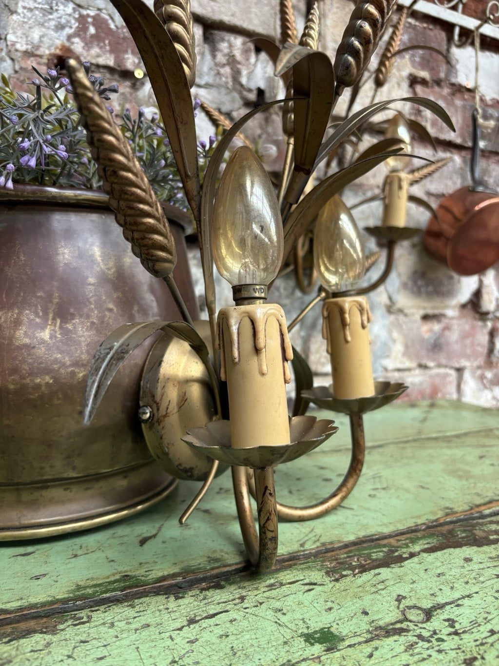 A Pair of Vintage Wheat Ear Design Wall Lights, Esconces