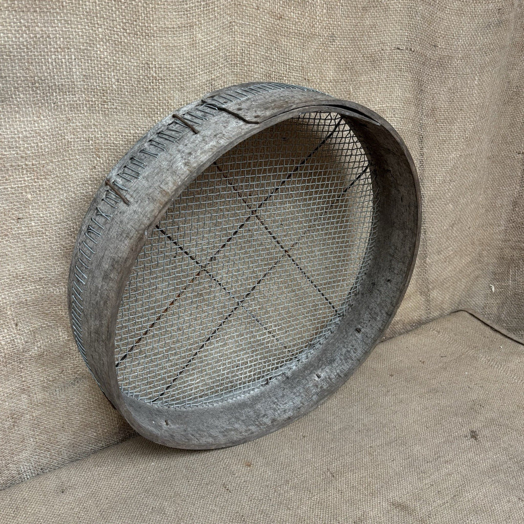 Vintage Garden Sieve / Riddle - Farmhouse - Cottage
