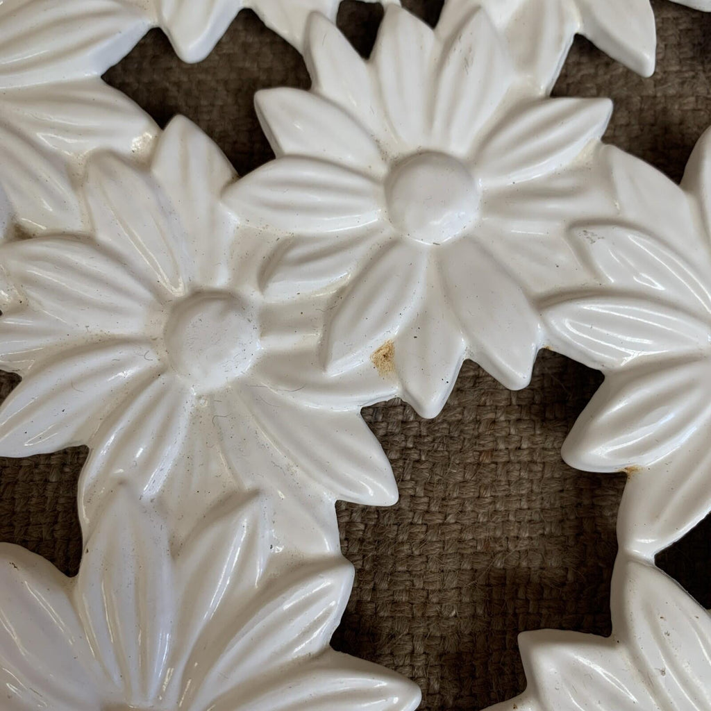 Cast Trivet INVICTA FABRIQUE EU FRANCE  Cream 21cm