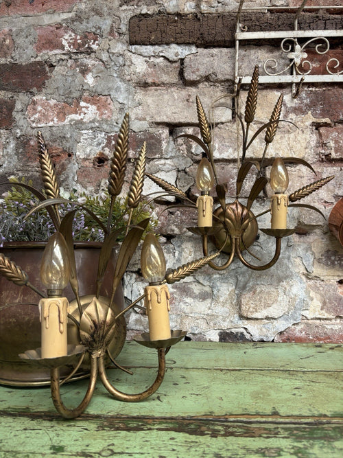 A Pair of Vintage Wheat Ear Design Wall Lights, Esconces
