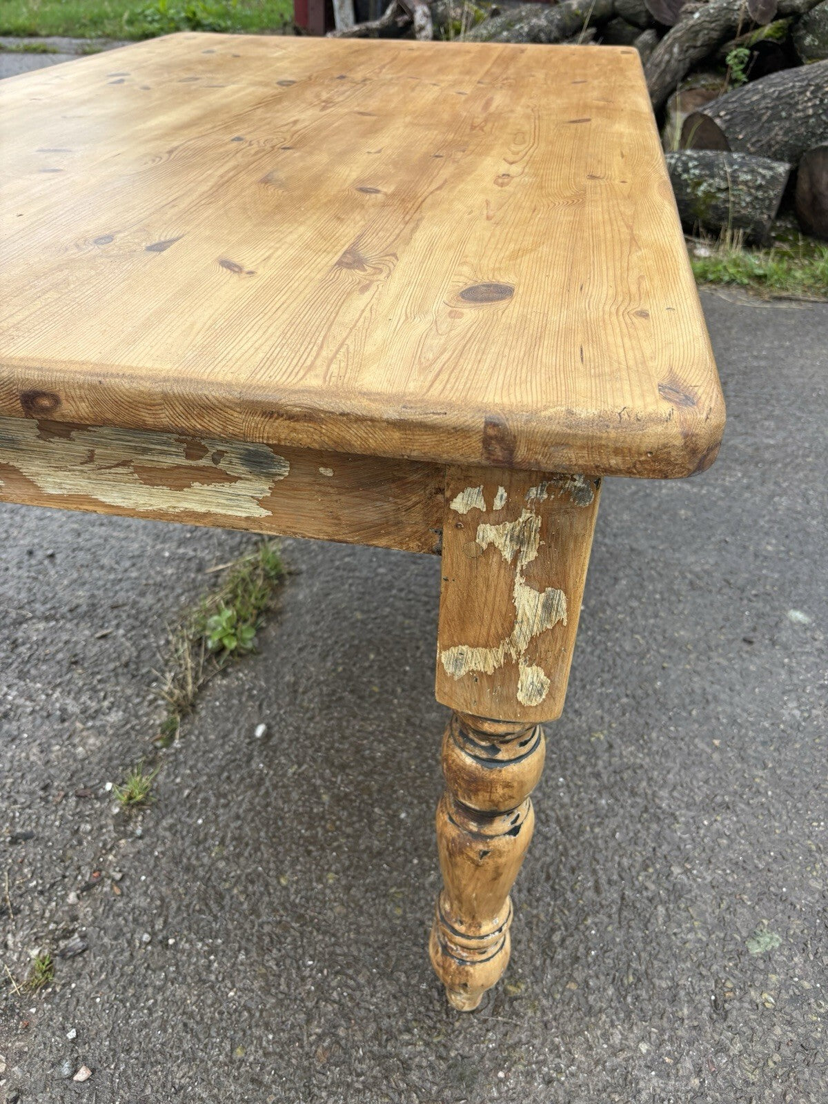 Pine Kitchen Table With Worn Painted Base - Farmhouse- Cottage 5ft