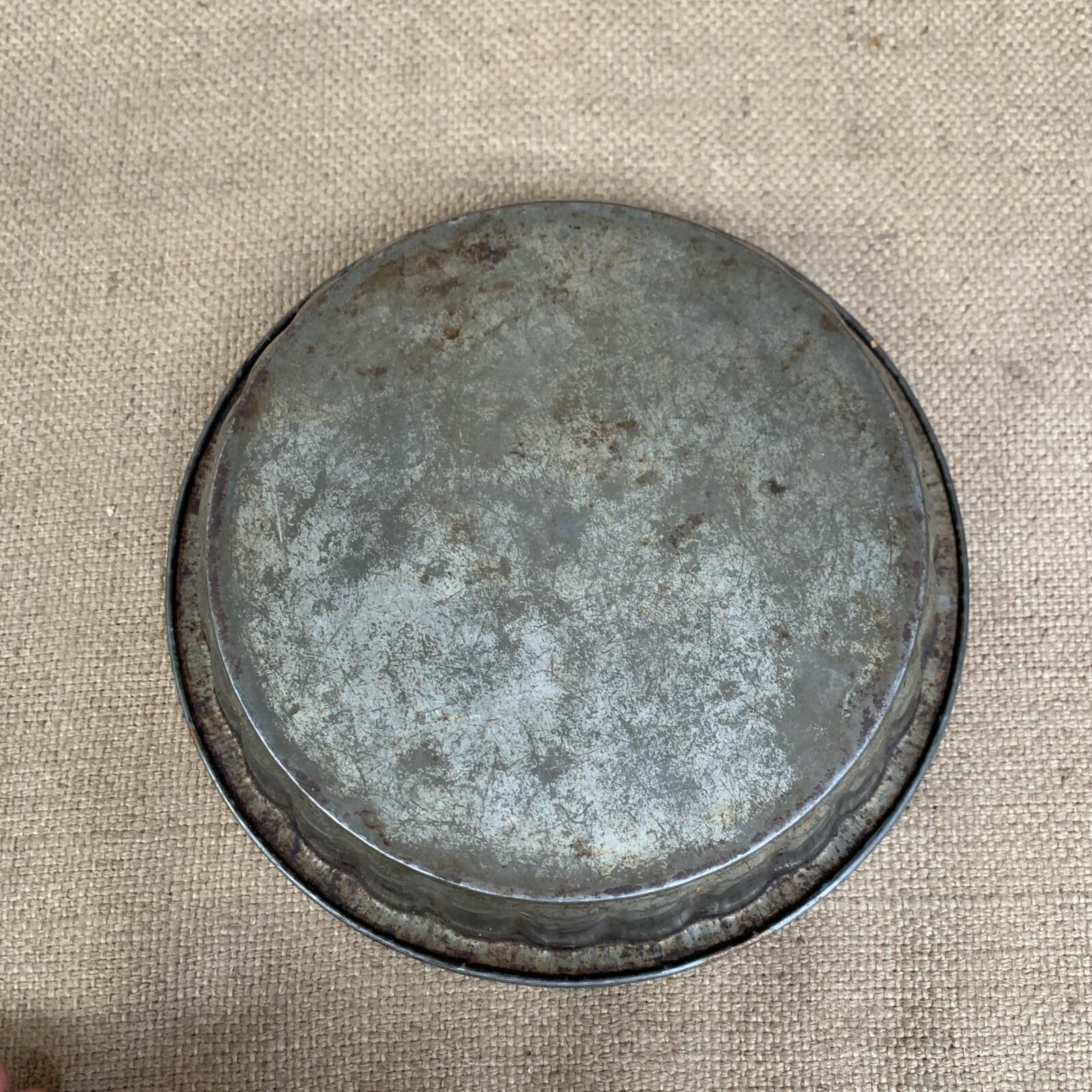 Vintage Cake Tins Joblot - Kitchenalia - Farmhouse - Cottage Kitchen -