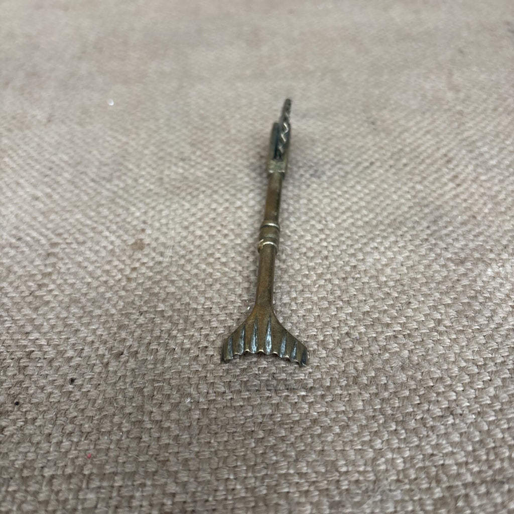 Brass Pastry Crimper / Jigger / Antique Kitchenalia / Farmhouse / Cottage