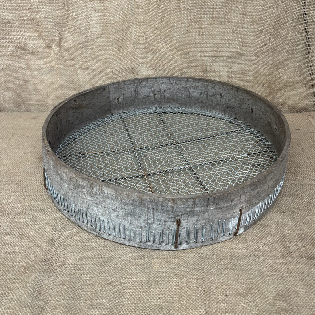 Vintage Garden Sieve / Riddle - Farmhouse - Cottage