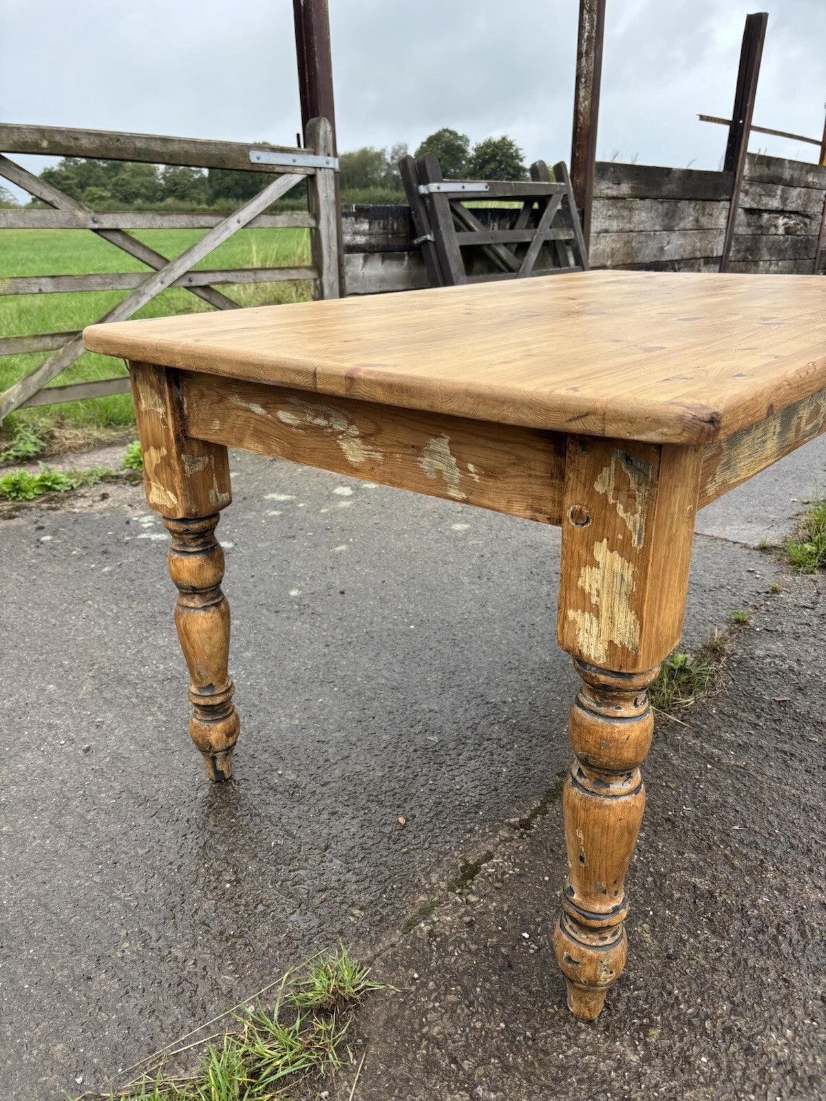 Pine Kitchen Table With Worn Painted Base - Farmhouse- Cottage 5ft