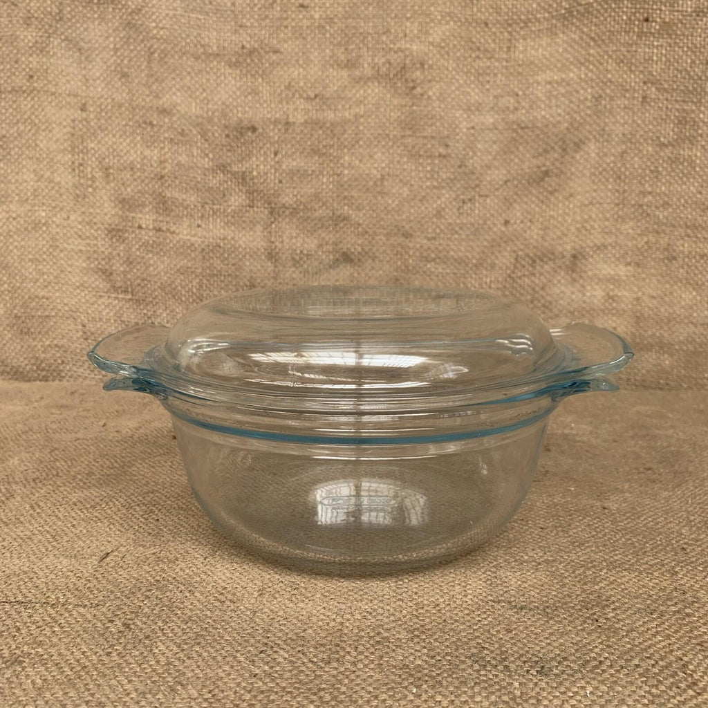 Pyrex Medium Casserole Dish - Vintage - Farmhouse - Cottage - French