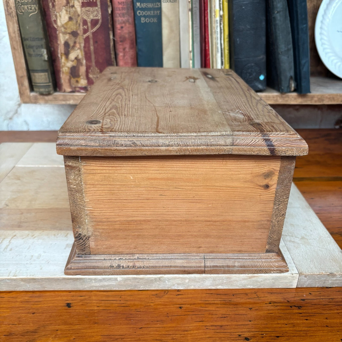 Vintage Pine Box - Farmhouse - Cottage - Storage