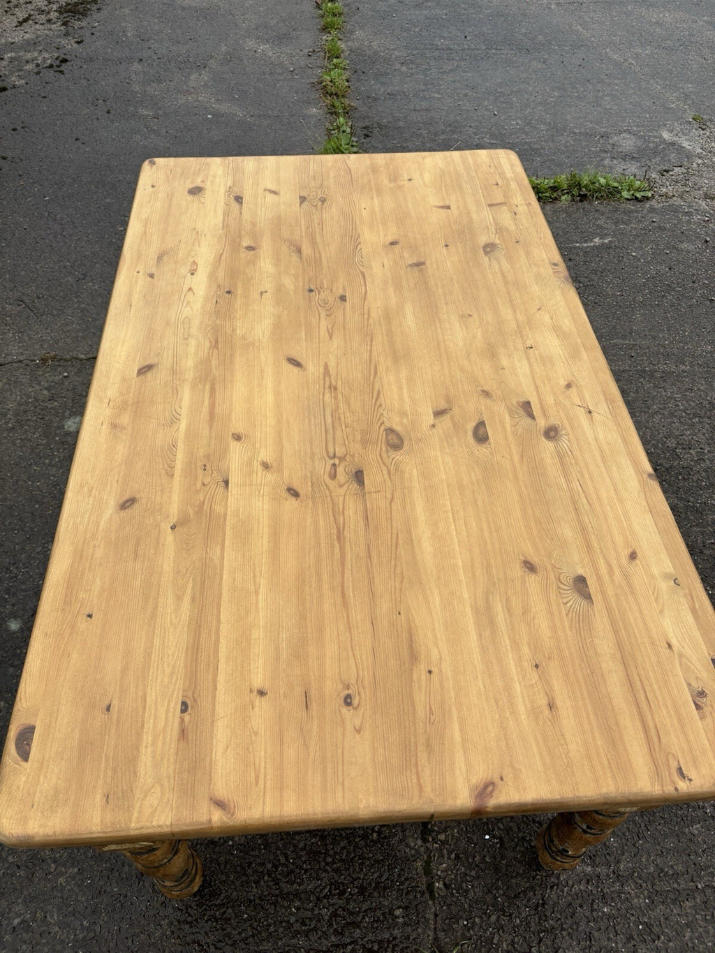 Pine Kitchen Table With Worn Painted Base - Farmhouse- Cottage 5ft
