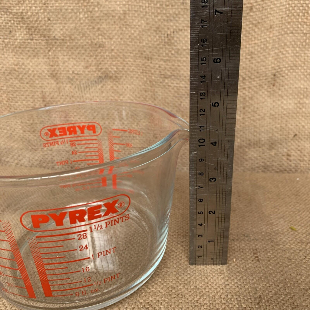 Pyrex 1 Litre Measuring Glass Jug Clear / Heatproof / Farmhouse / Cottage