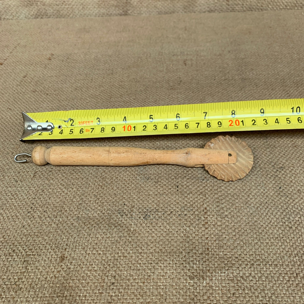 Vintage Wooden Handled Pastry Dough Pie Crust Crimper