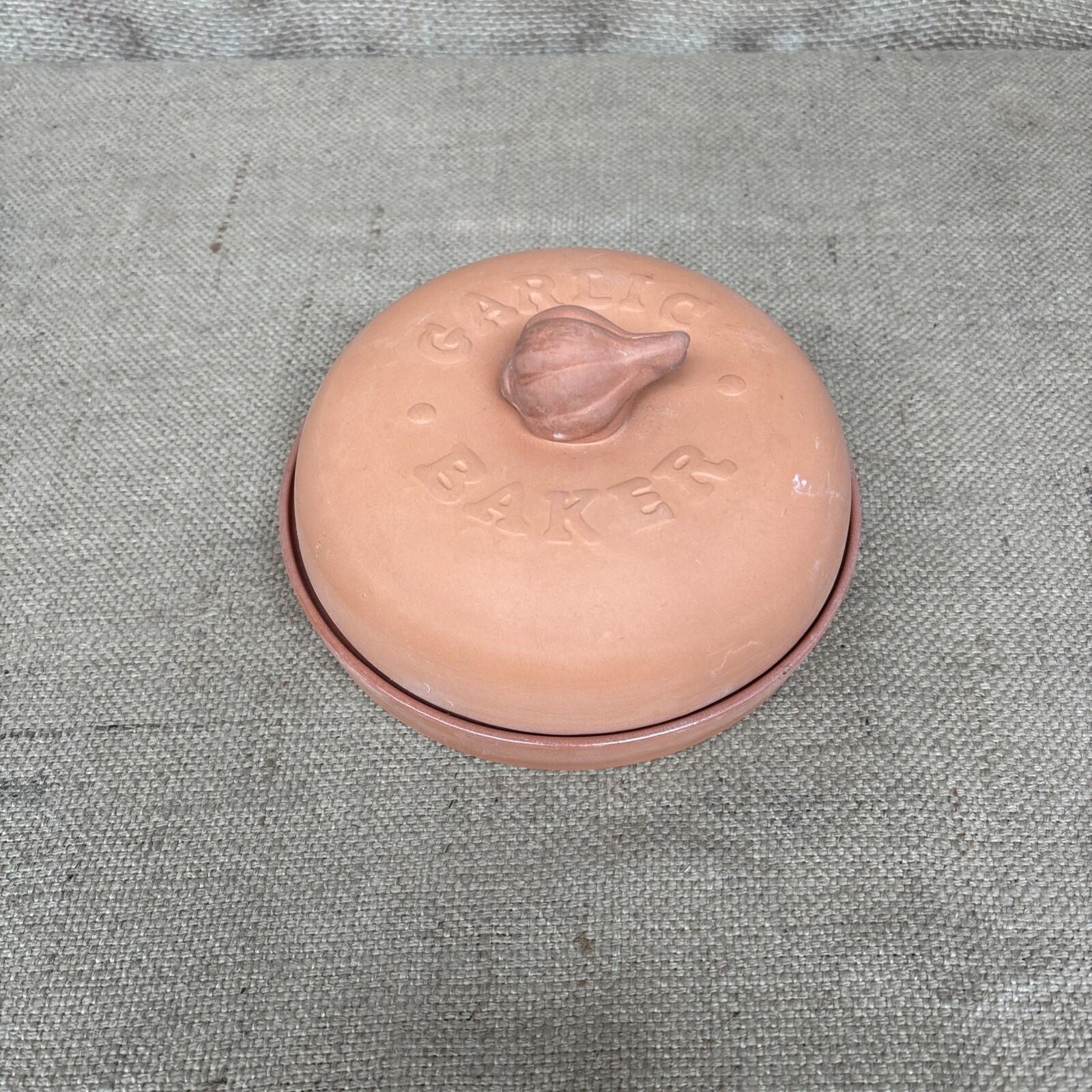Terracotta Garlic Baker - Farmhouse Kitchen - Storage