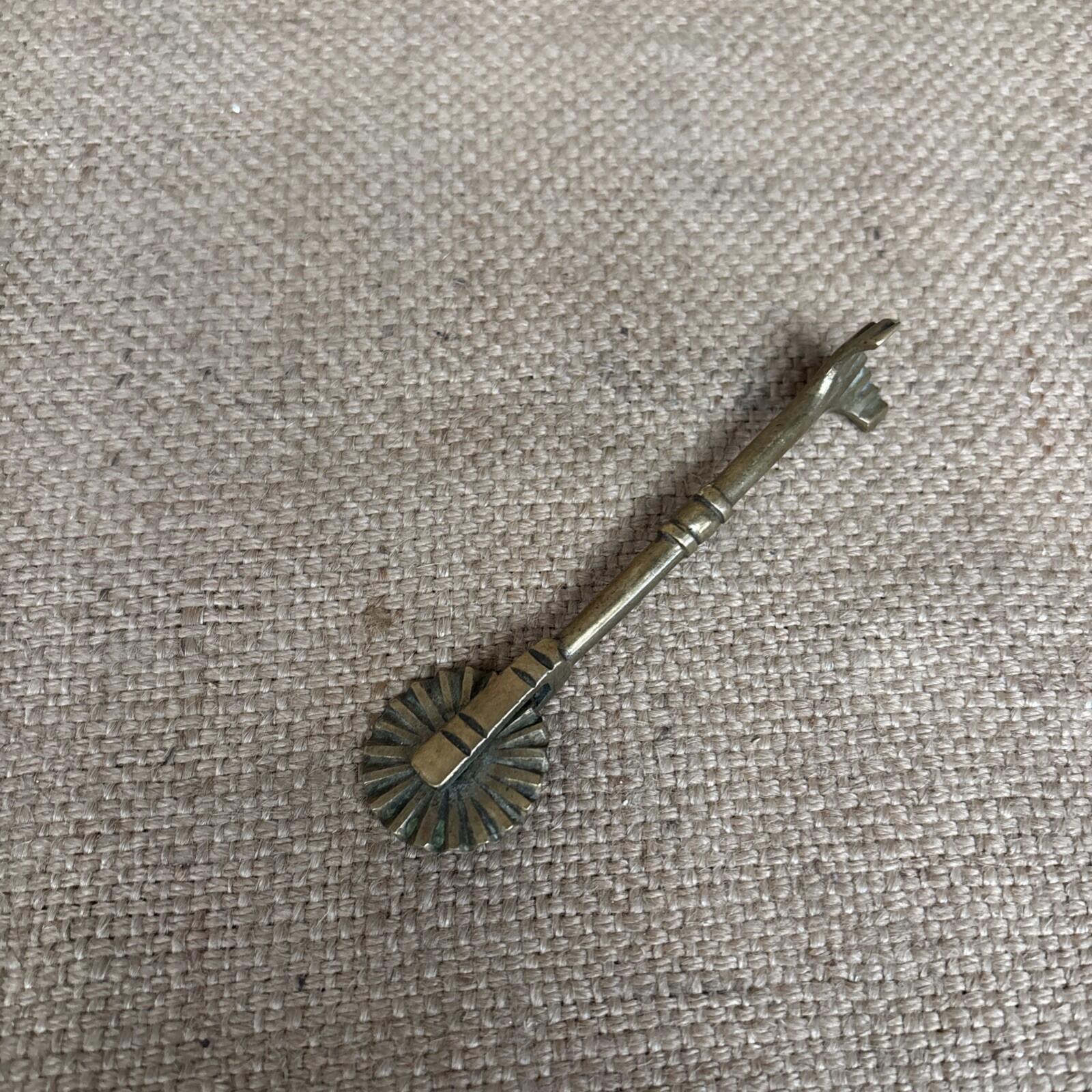 Brass Pastry Crimper / Jigger / Antique Kitchenalia / Farmhouse / Cottage