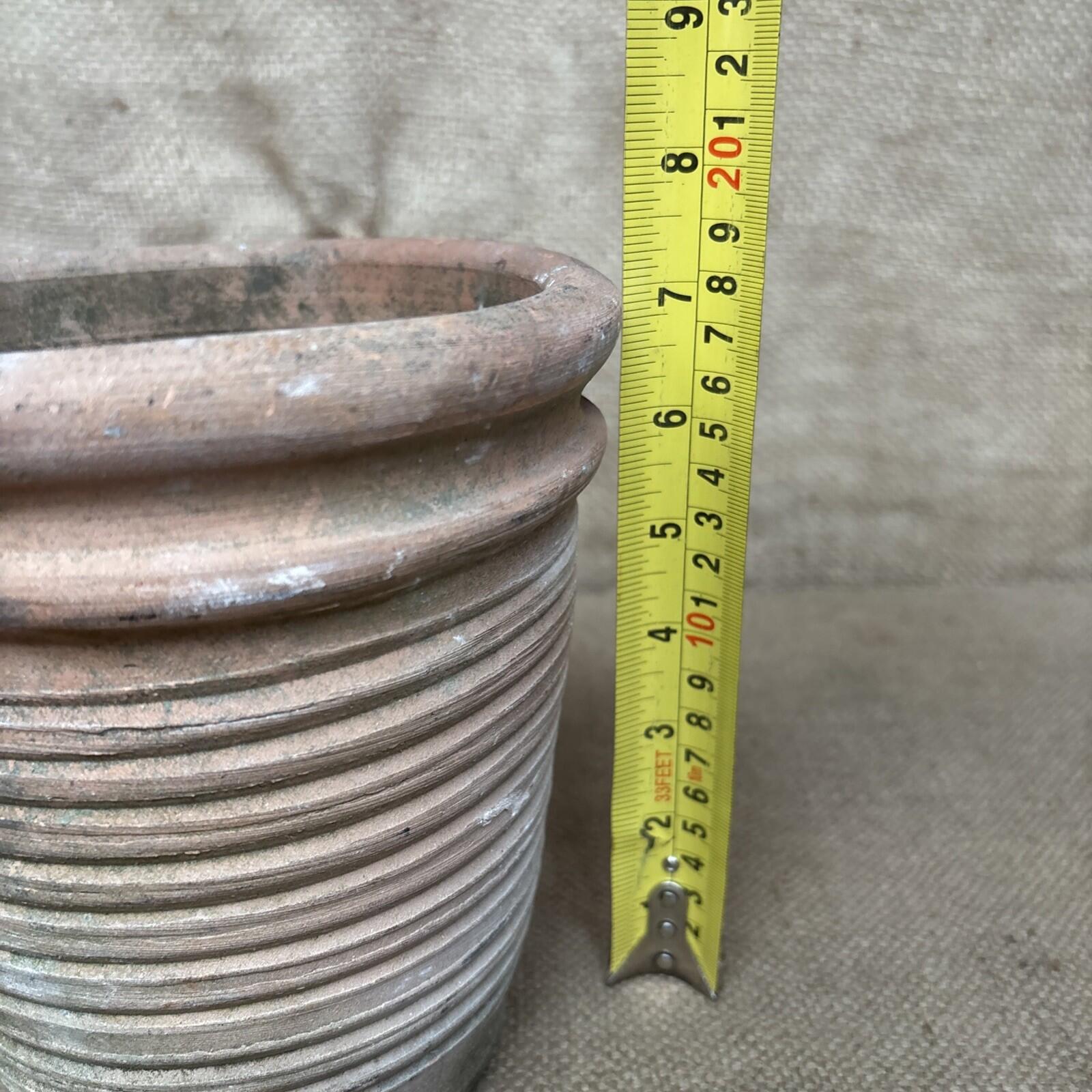 Vintage Terracotta Plant Pot - Medium - Gardenalia