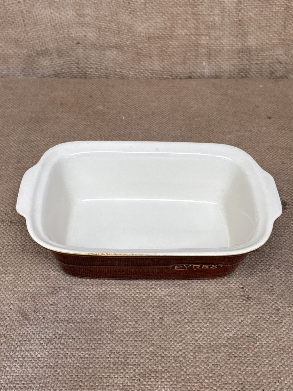 Vintage Pyrex Ceramic Oven Dish - Farmhouse - Cottage