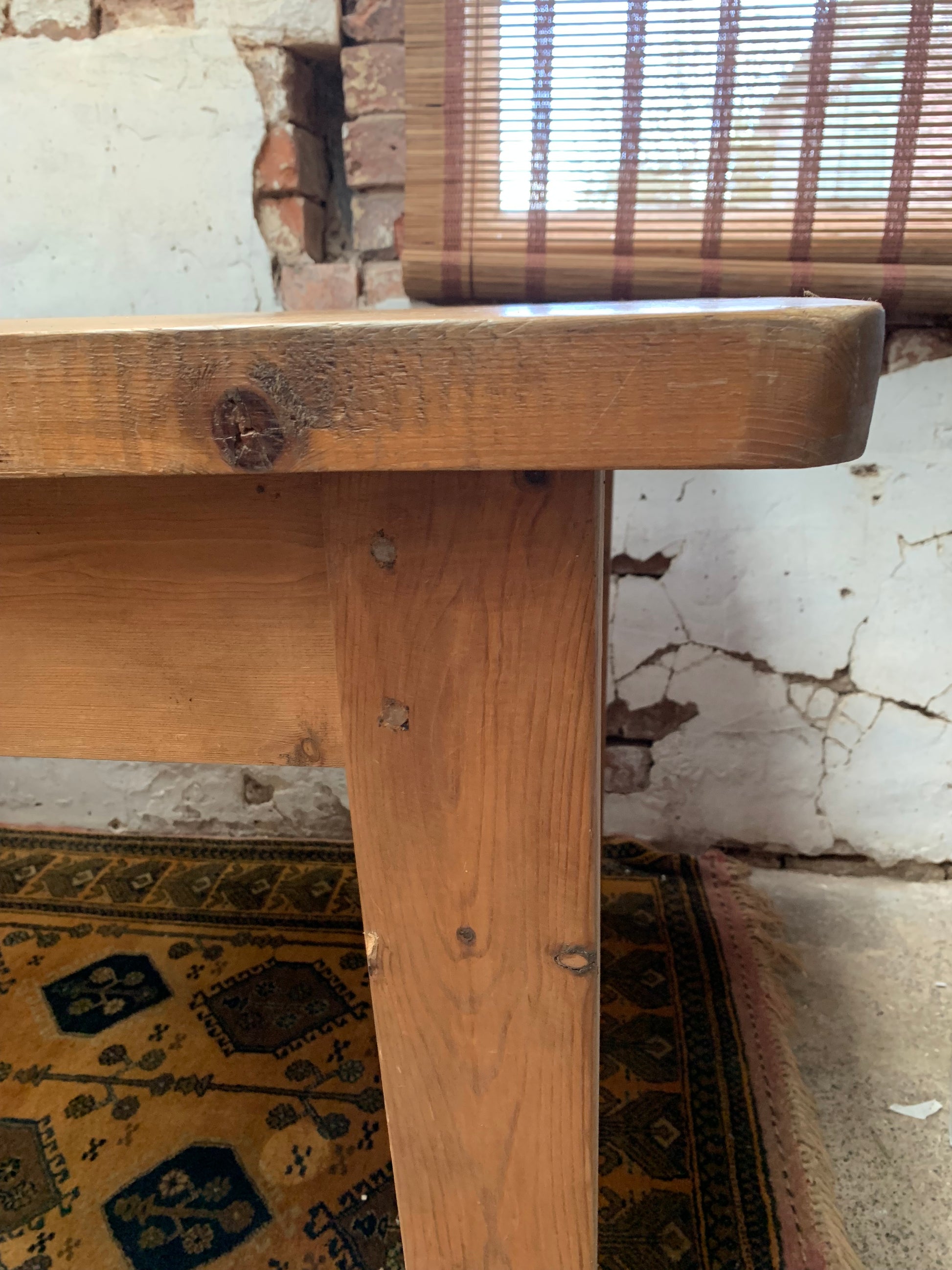 Pine Kitchen Table / Farmhouse / Cottage / Sits 6 / Rustic Kitchen