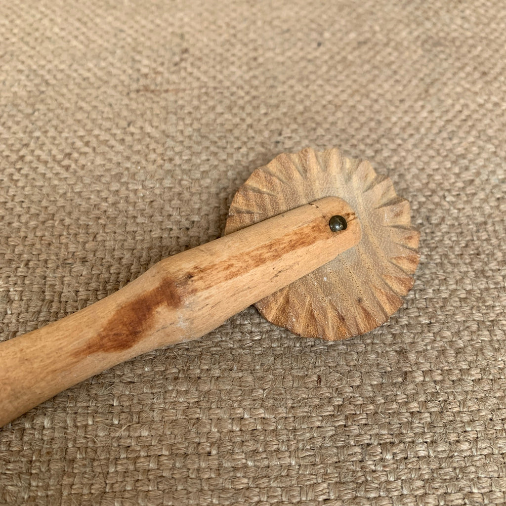 Vintage Wooden Handled Pastry Dough Pie Crust Crimper