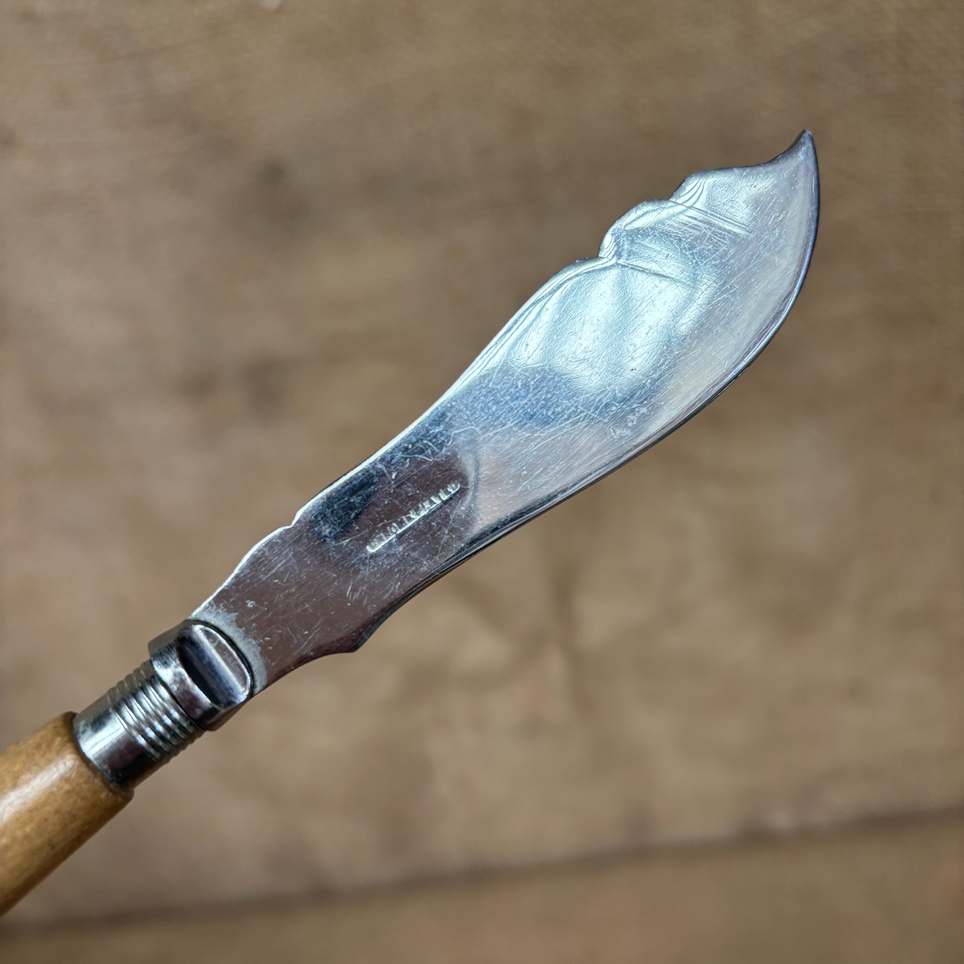 Vintage Butter Knife - Wooden Carved Handle - Sandwich