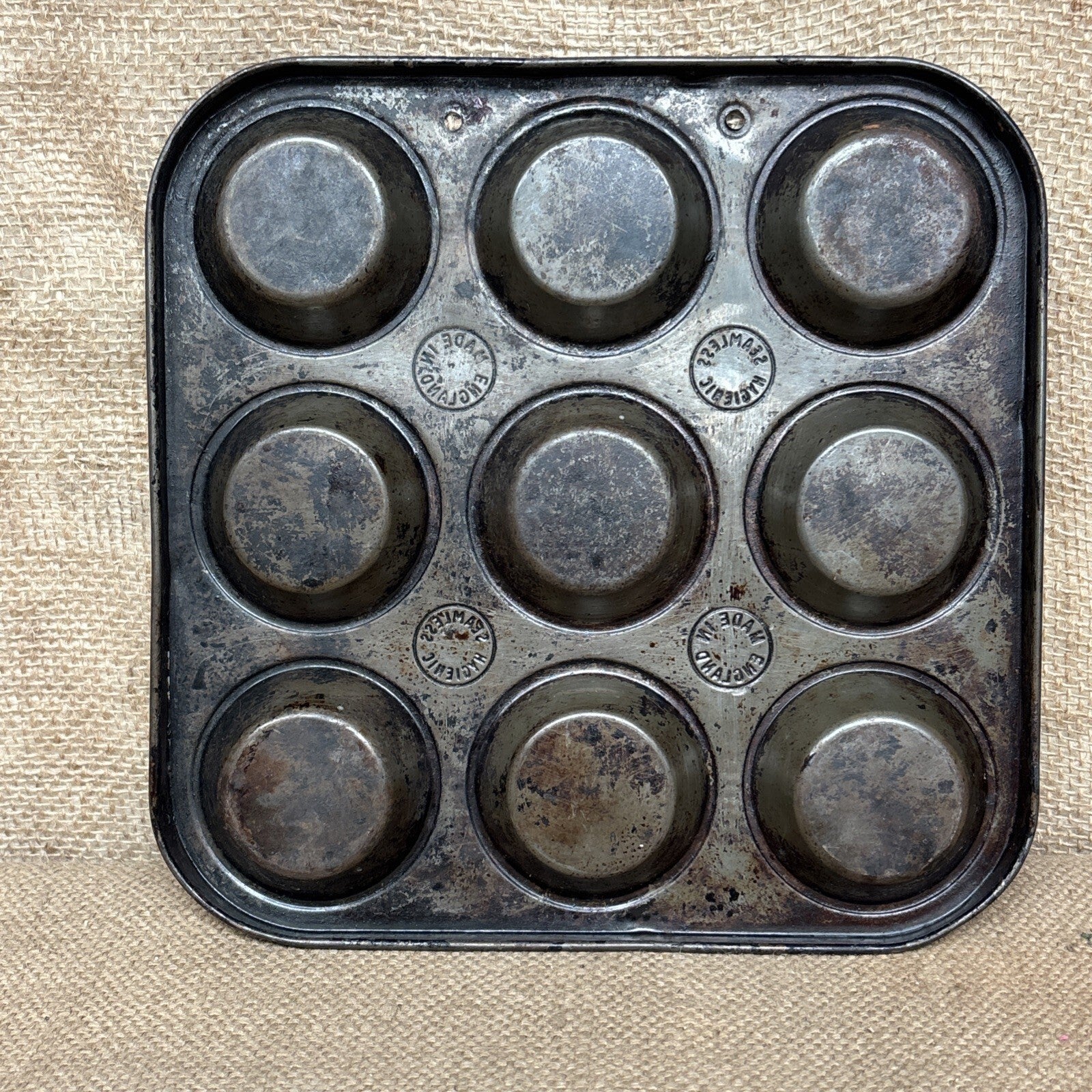 Vintage Seamless Hygienic Metal Baking Tin - Cake - Muffin - Tart - Kitchenalia