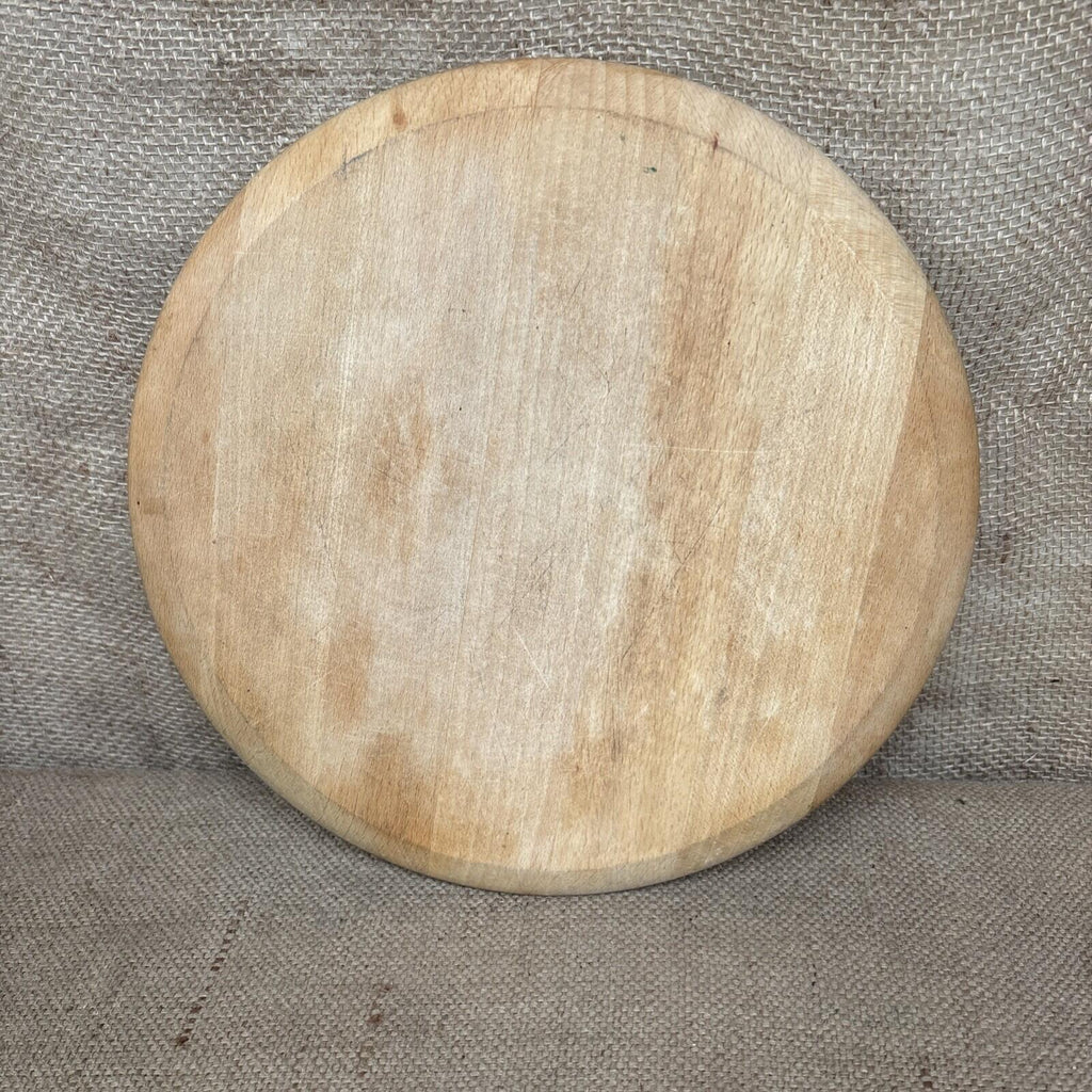 Vintage Round Wooden Bread Board - Farmhouse - Cottage - Kitchenalia