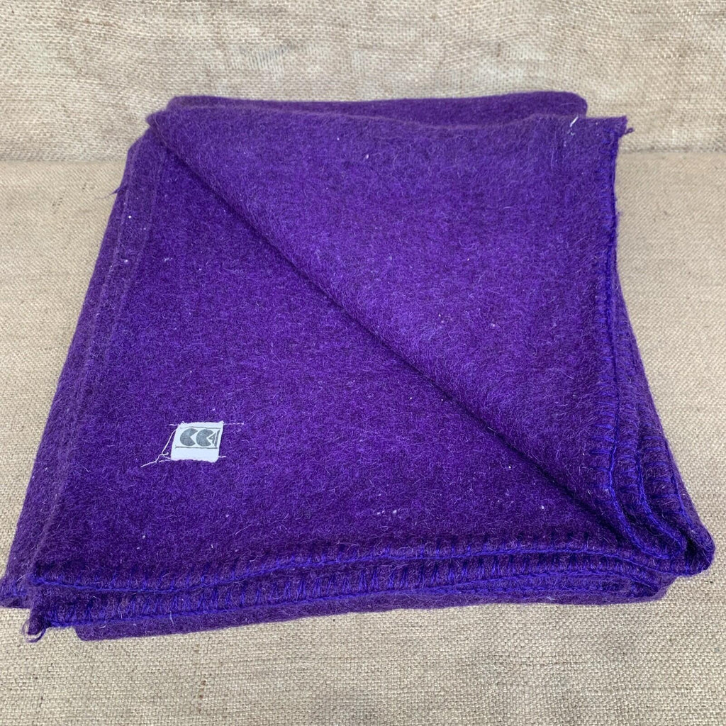 CC41 1940s Purple wool blanket WW2 Era homeware bed 160cm X 200cm