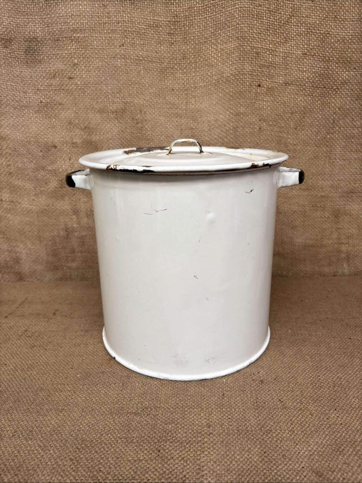 Vintage Enamel Flour Bin / Storage / Farmhouse / Cottage Kitchen / Wartime