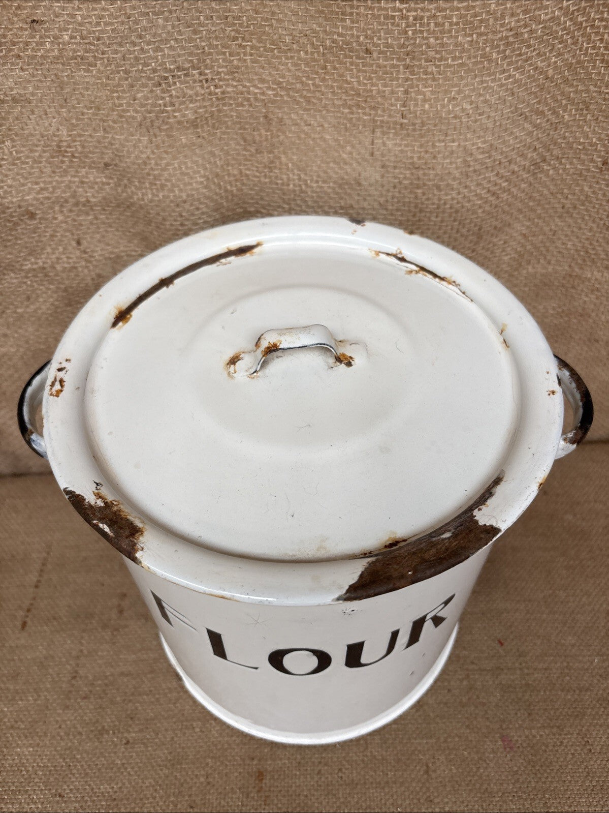 Vintage Enamel Flour Bin / Storage / Farmhouse / Cottage Kitchen / Wartime