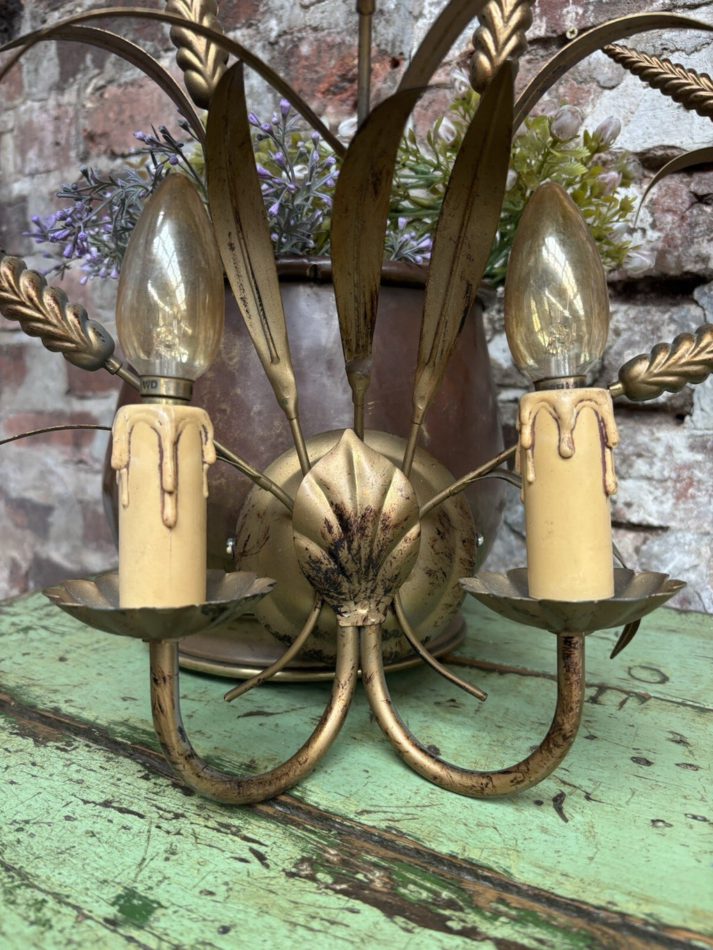 A Pair of Vintage Wheat Ear Design Wall Lights, Esconces