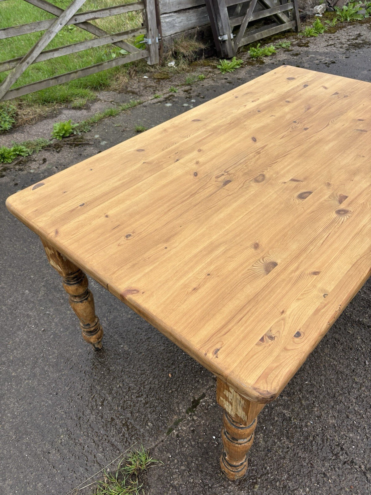 Pine Kitchen Table With Worn Painted Base - Farmhouse- Cottage 5ft
