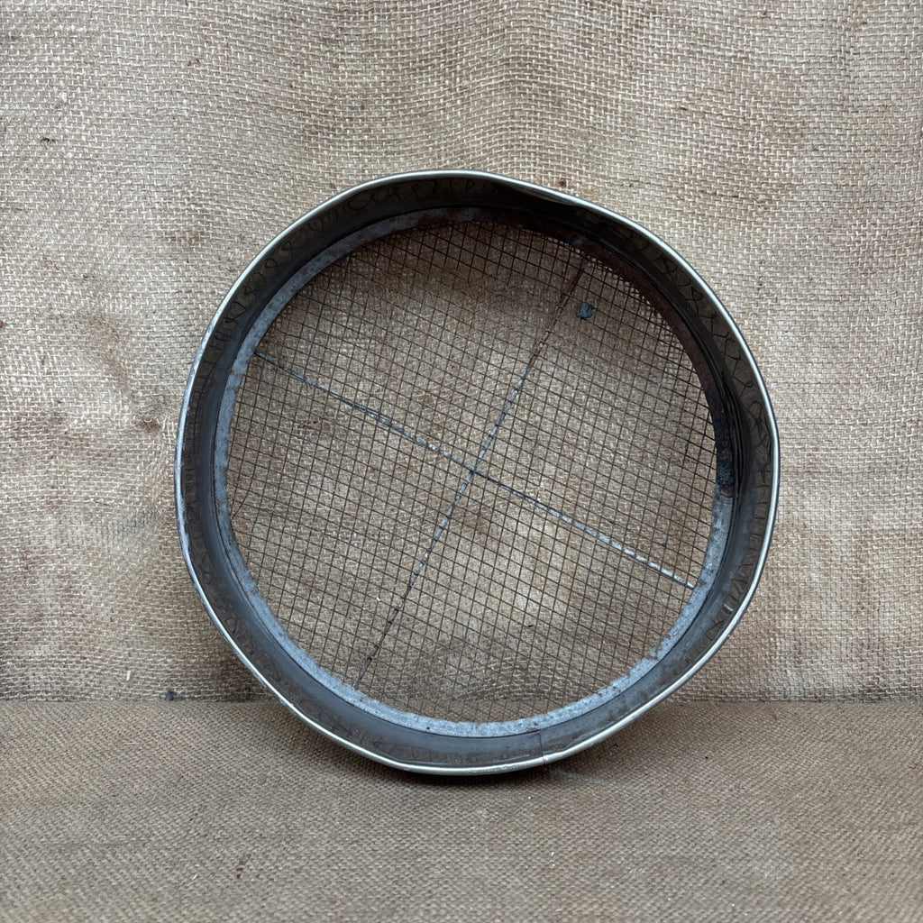 Vintage Metal Garden Sieve / Riddle