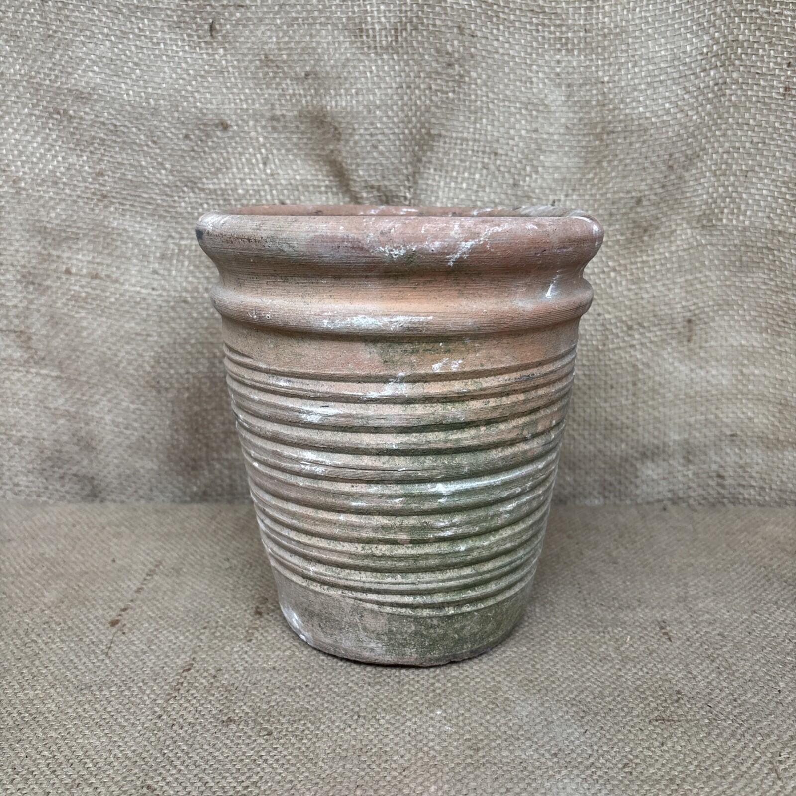 Vintage Terracotta Plant Pot - Medium - Gardenalia